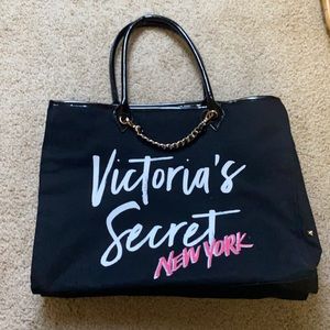 Victoria’s Secret tote